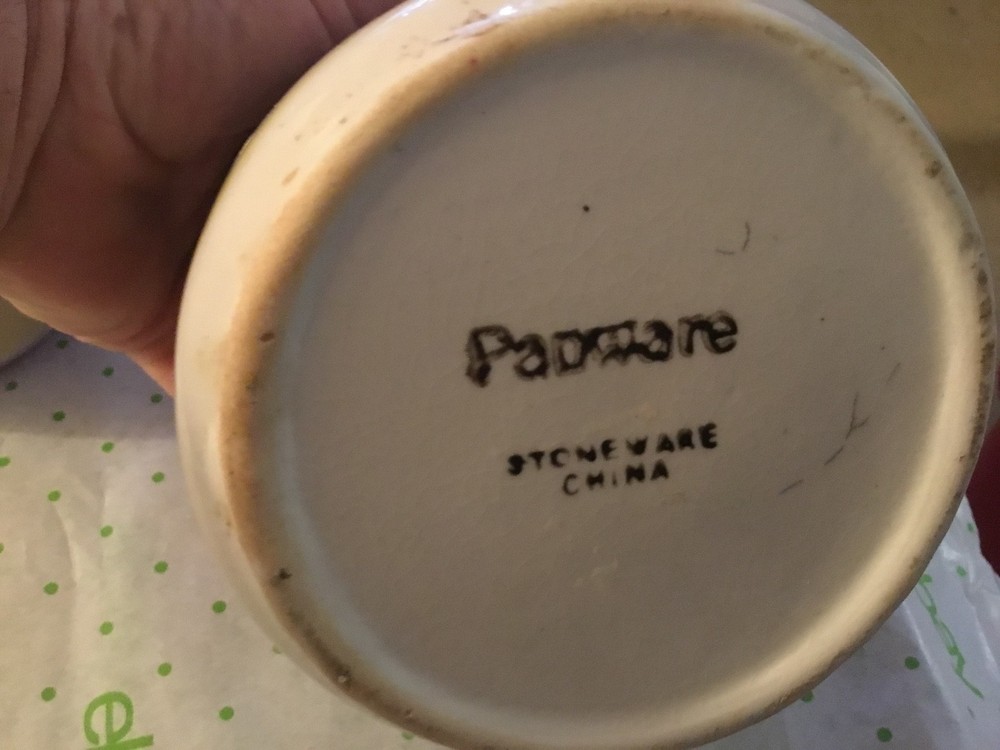 Round shape jar w/ lid