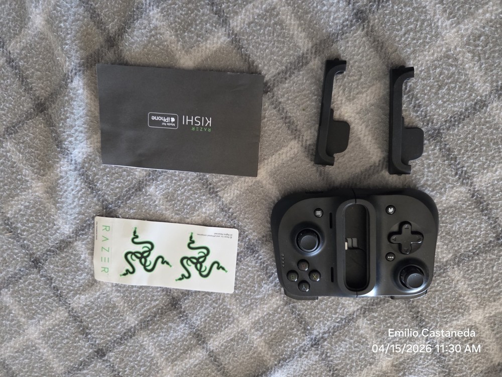 Razer Kishi Gaming Controller Black Ergonomic for iPhone