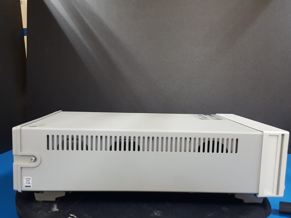 Agilent 3499B: Switch / Control System Main Frame (1441)