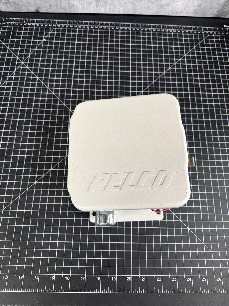 Pelco WCS1-4 Master Camera Power Supply Open Box used