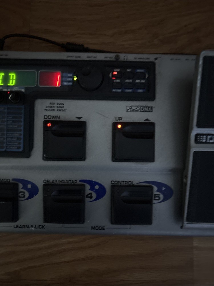DigiTech GNX3 Guitar Workstation Multi-Effects Guitar Effect Pedal