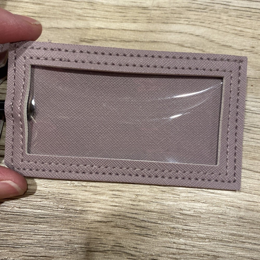 Ruby and Cash privacy luggage tag