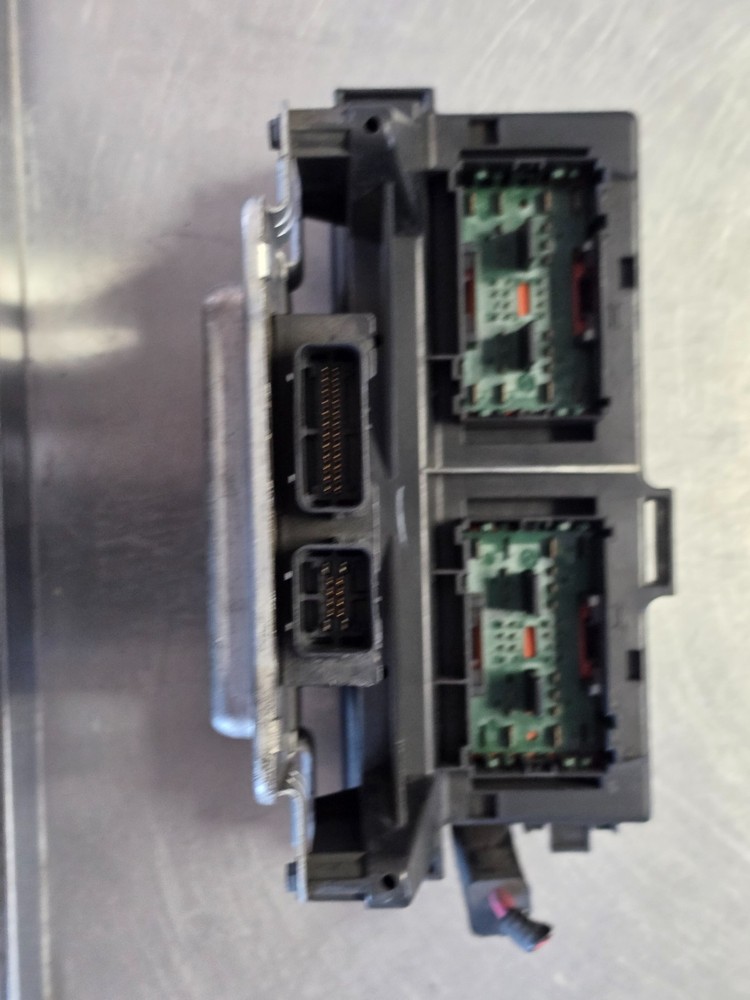 2004 OEM Dodge Durango Multi-Function Module 56049101AJ