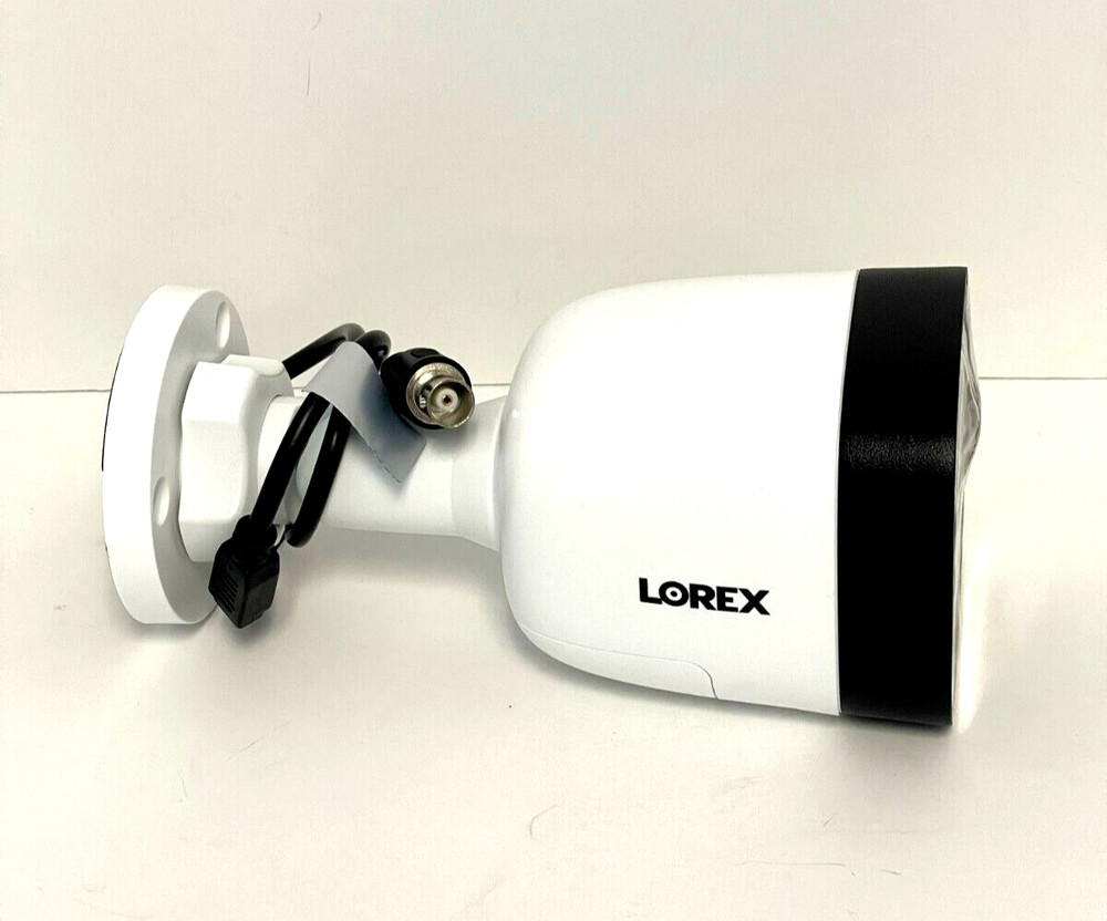 Lorex C241DA-E Camera 1080p Analog HD Active Deterrence Security Add-On White