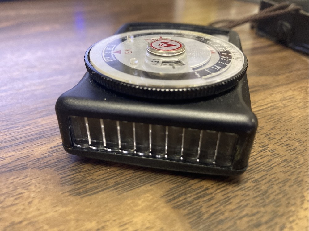 Bower Model 85 Light Meter w/ Case