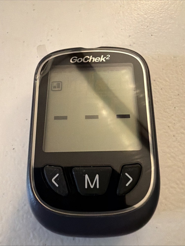 MicroTech Glucometer Kit 10 Strips & Lancets (1 Strip & Lancet Missing)