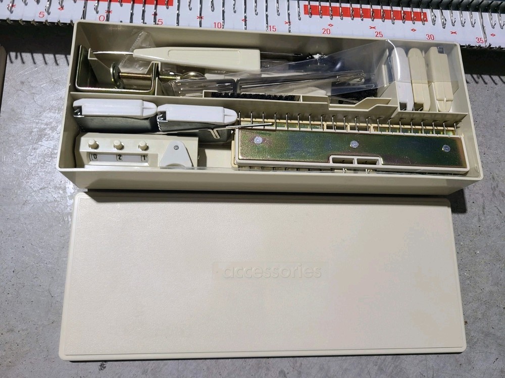 VINTAGE STUDIO CHUNKY KNITTER MODEL 150 KNITTING MACHINE