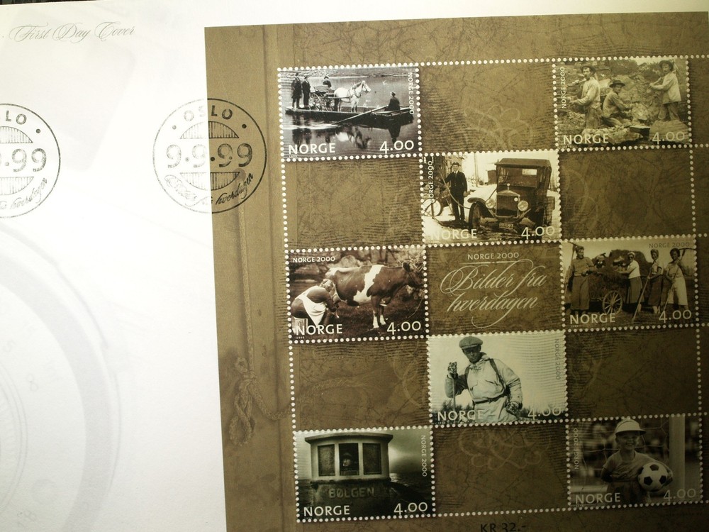 2000 Norway Millennium Stamp & Cover Folio - Complete - slight spine roll
