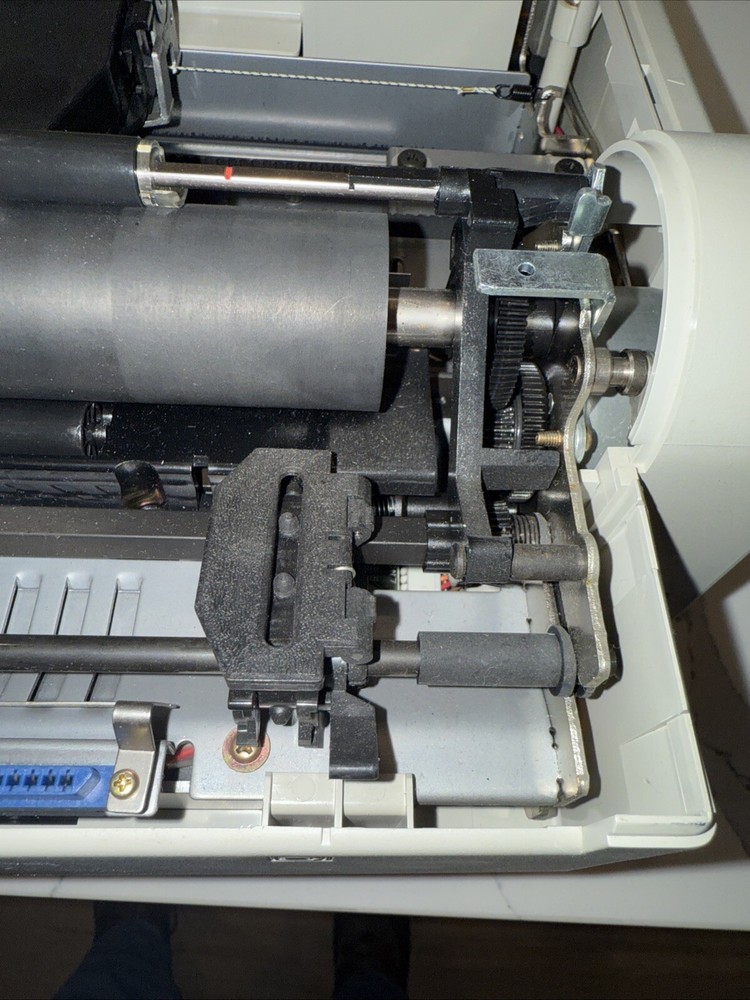 Apple ImageWriter II Printer A9M0320 Parts/ Missing Back & Front Cover. Read!!
