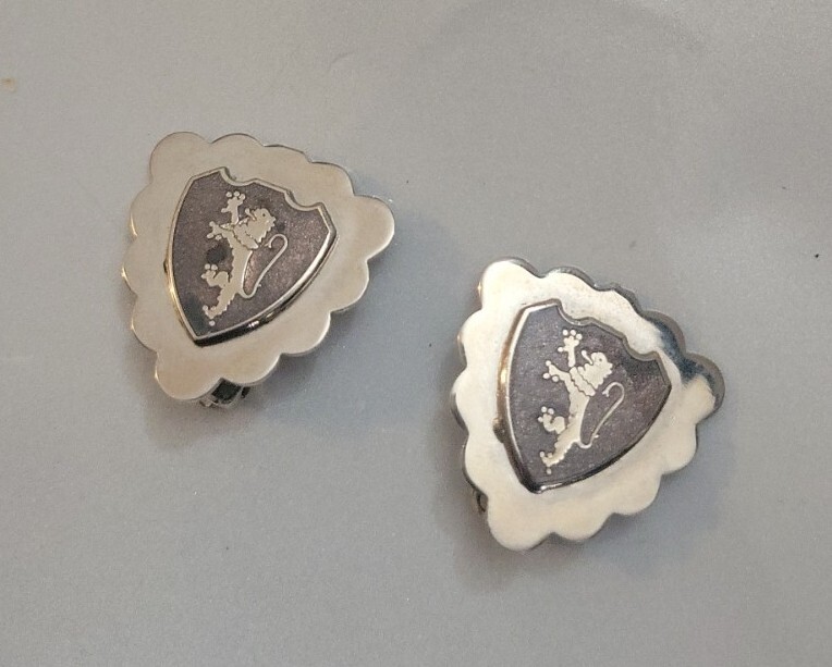 Vintage Lion Crest Clip Ons