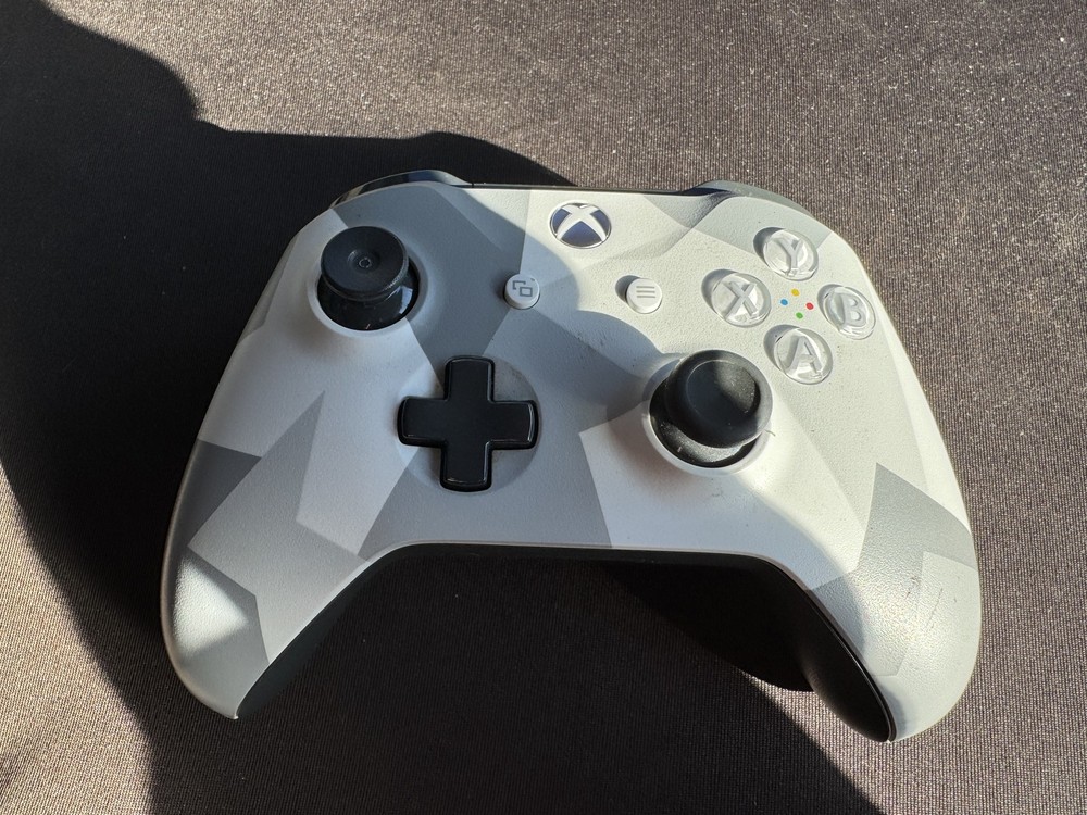 Wireless Xbox One Controller 1708