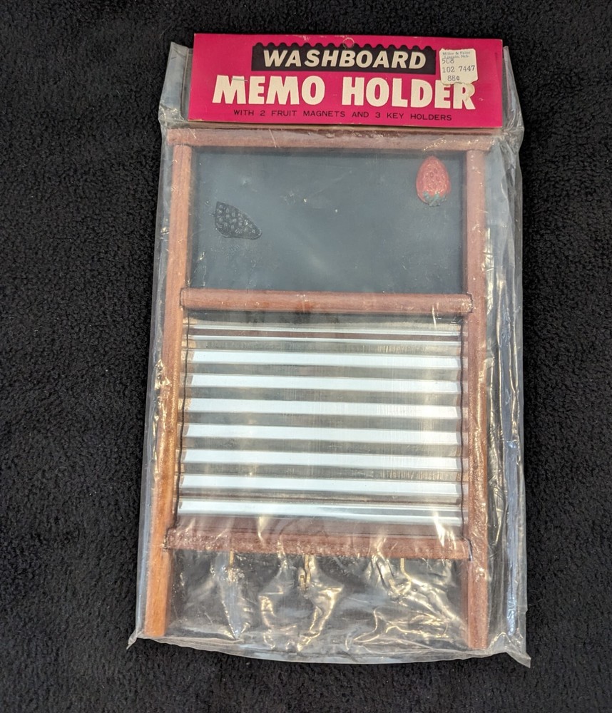 Vintage Washboard Memo Holder