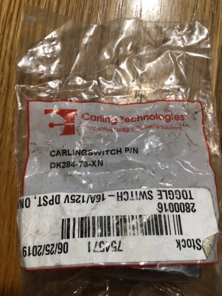 16 a/125v toggle switch for core bore M-2 rig 2800016
