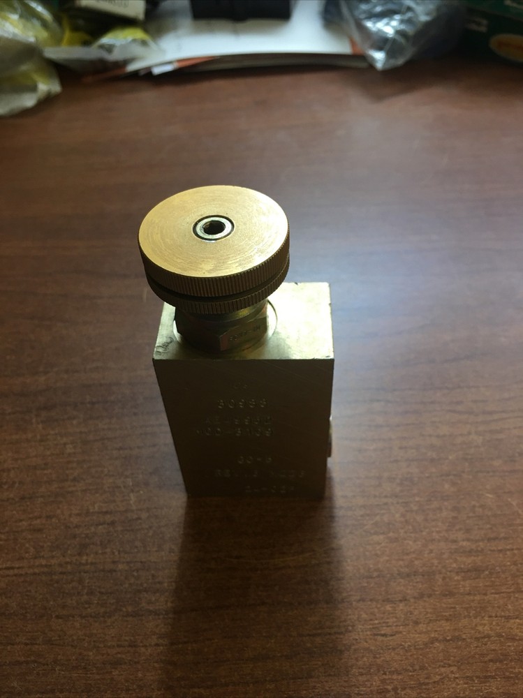 John Deere AE49952 Control Valve