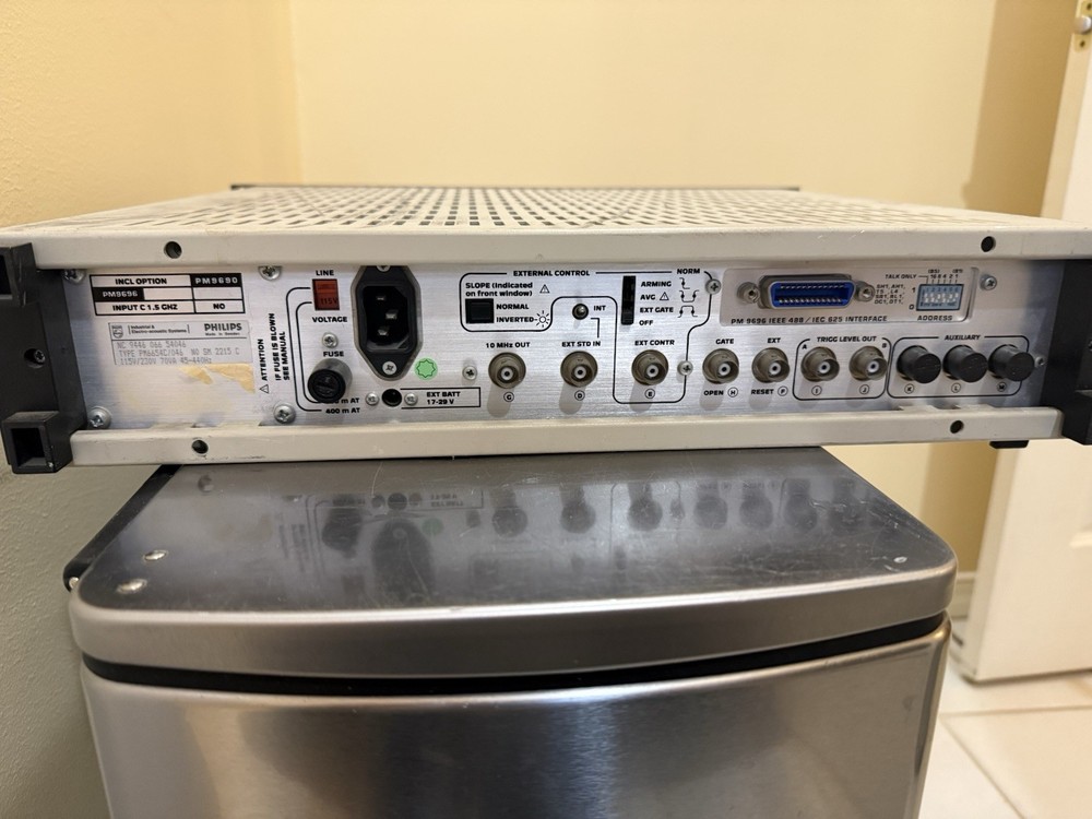 Philips PM 6654C programmable high resolution timer/counter 2ns single shot