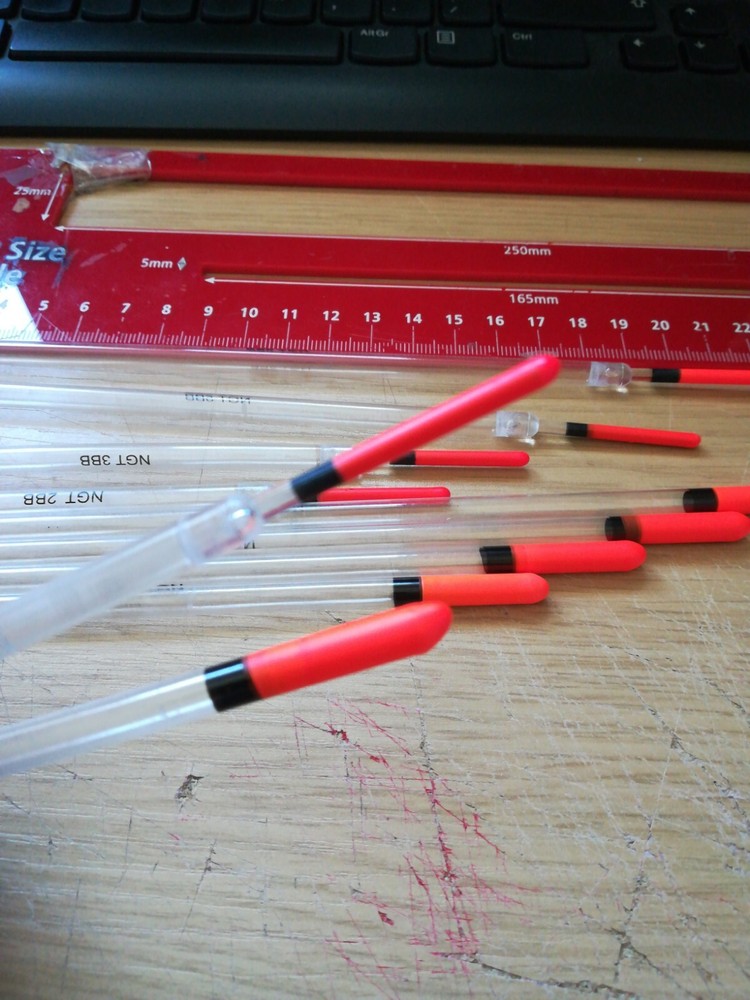 fishing waggler floats