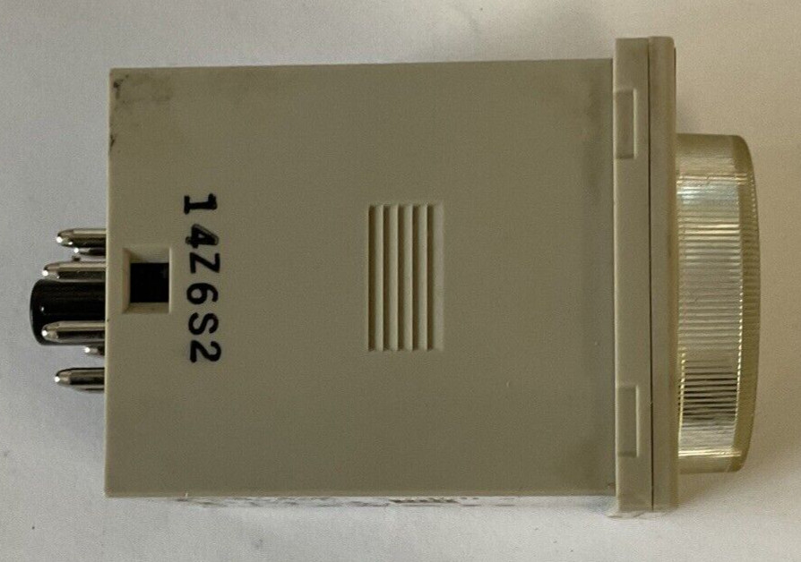 OMRON H3CR-A8 TIMER RELAY 250VAC 48VDC