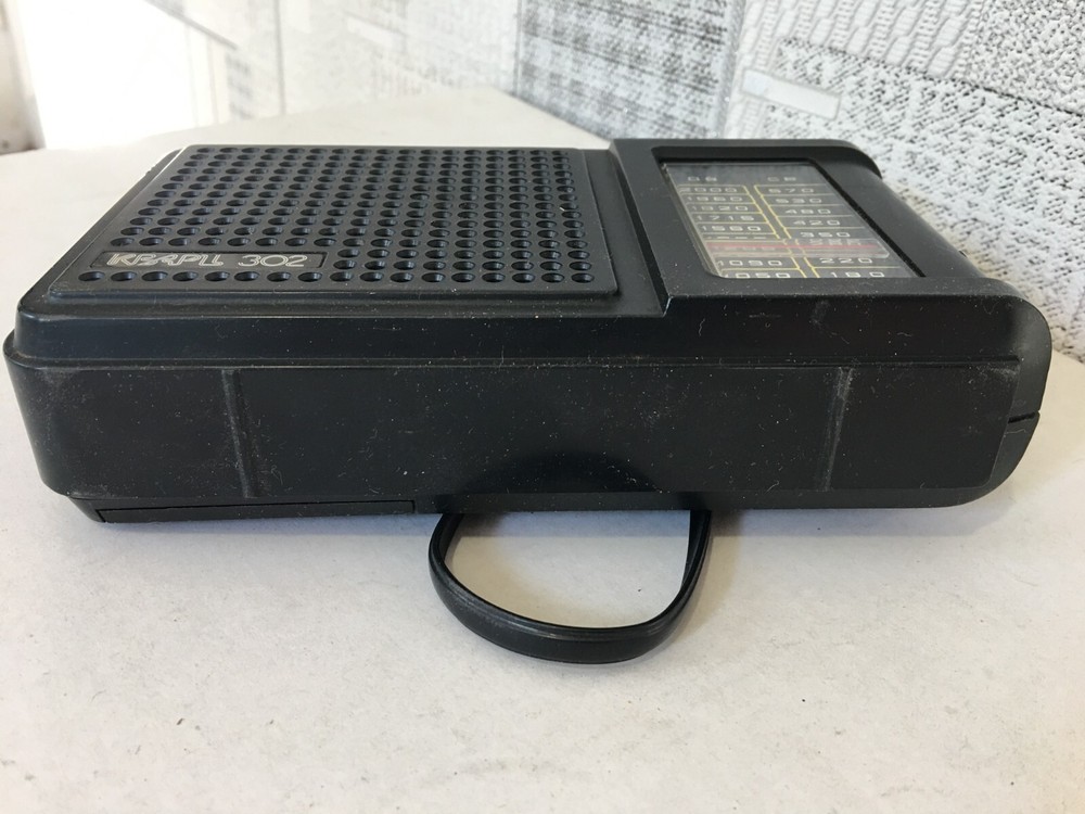 -Soviet retro transistor radio Quartz 302.