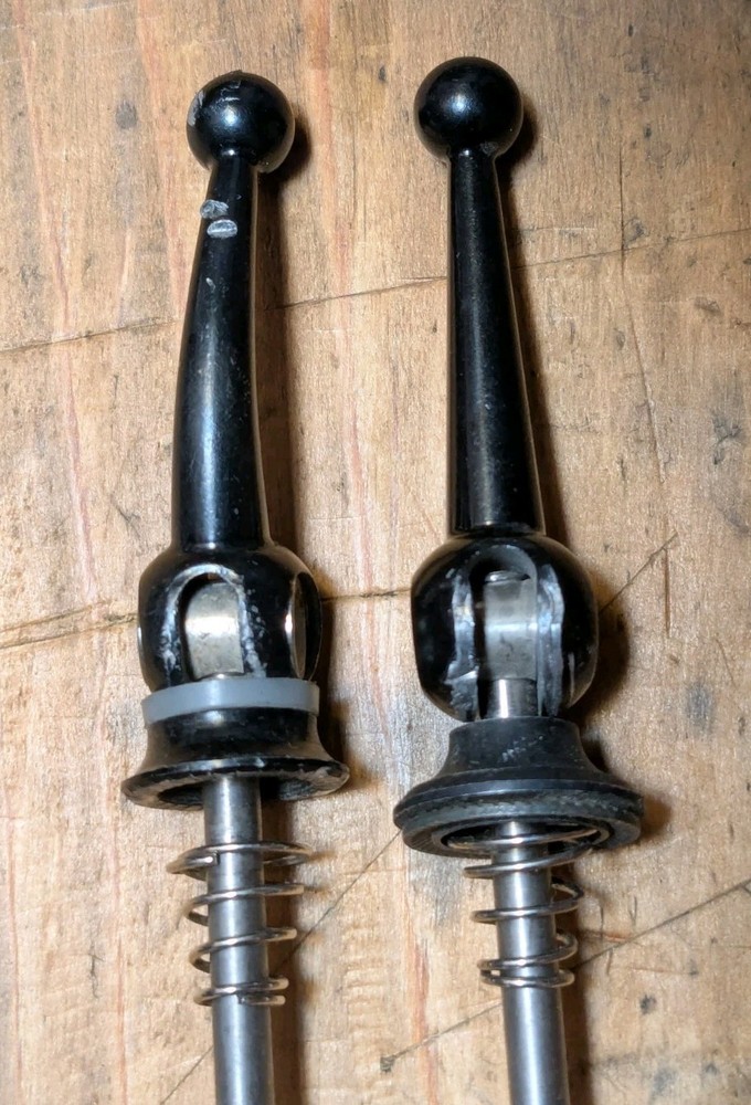 AEST Titanium Quick Release Skewer Set Black