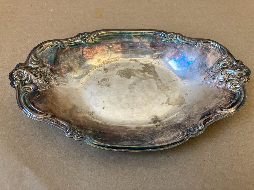 International Deep Silver Two Party Set Tray & Spoon Elegant Orleans Pattern