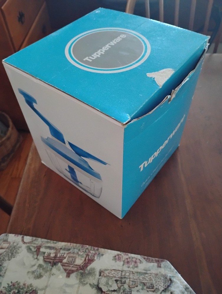 Tupperware Quick Chef Pro System Blue Manual Food Processor Chopper