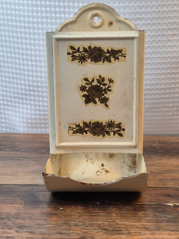 Vintage metal matchbox holder