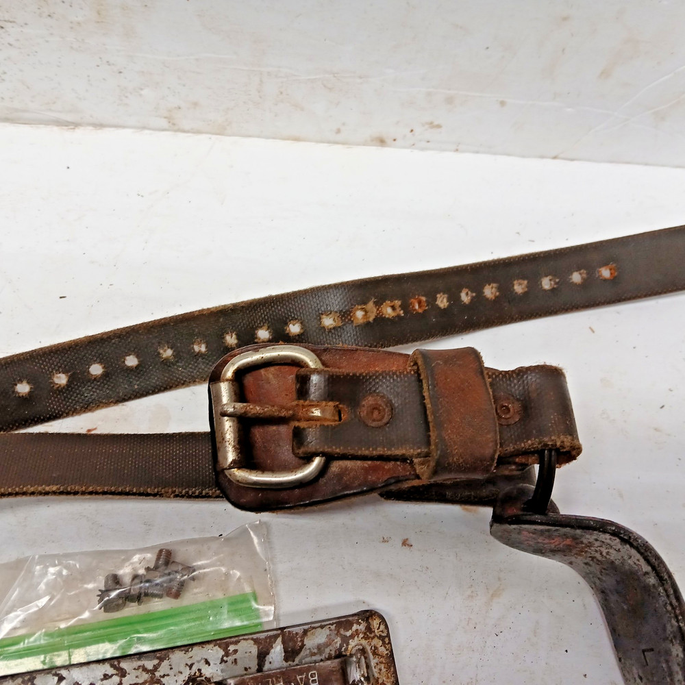 BASHLIN,CLIMBERS, MODEL BD-16B, POLE GAFFS, CLIMBERS HAVE REPLACEABLE GAFFS (1)