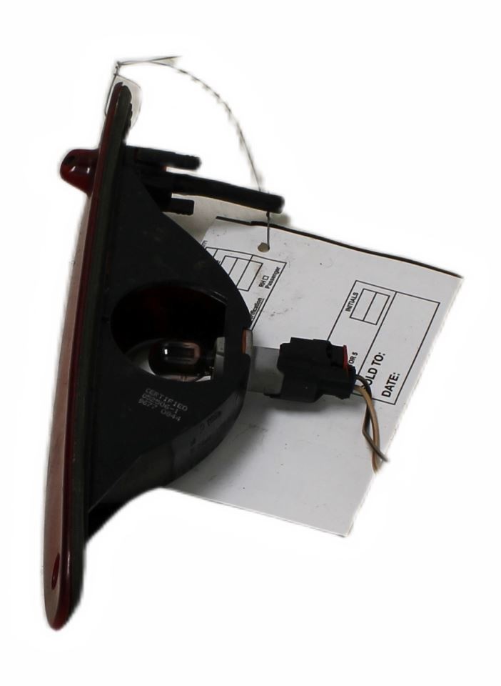 TOWN COUN 2006 High Mounted Stop Light 1535676