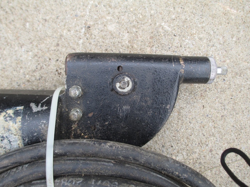 Richline Co. Inc Pneumatic Air Model 8 Rivet Riveter