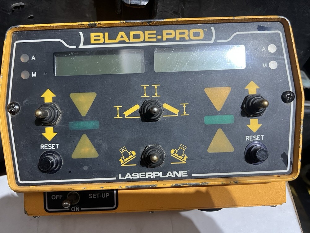 Spectra Physics LaserPlane Blade pro 0365-2040 Control Panel
