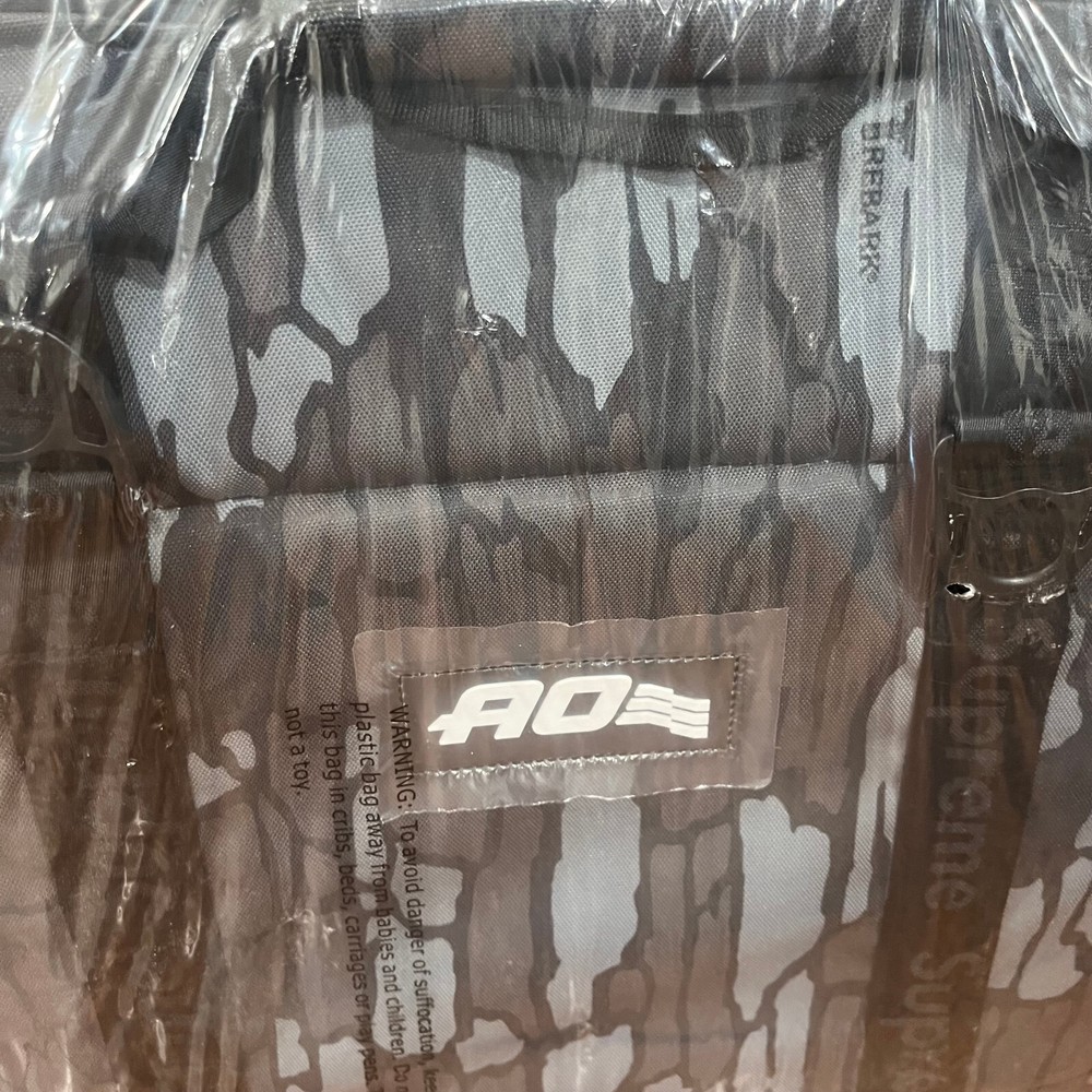 Supreme AO 24-Pack Cooler Bag Trebark Camo NEW