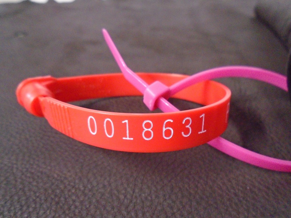 Top Grain Deer Leather #0018631 Row L