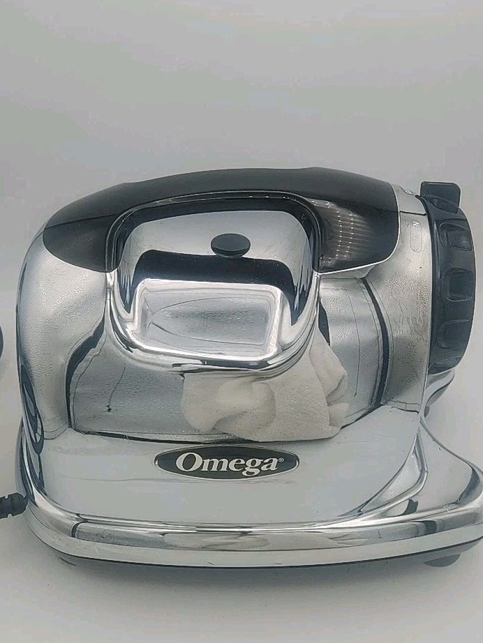 Omega 8006 Juicer Fruit & Vegetable Slow Masticating Extractor (Motor Base Only)