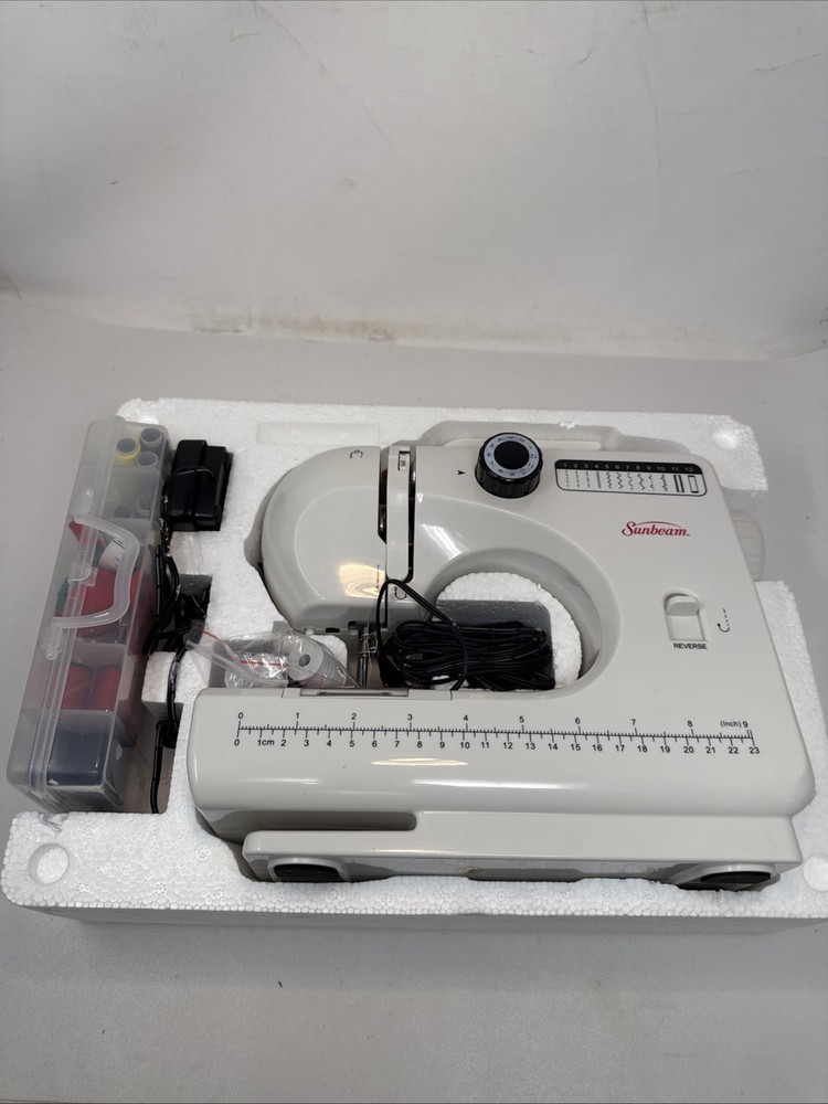 Sunbeam Compact Sewing Machine SB1818 Tested