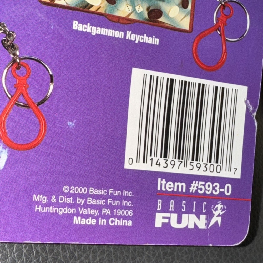 RARE HTF 2000 Basic Fun Mini Magnetic Chess Keychain #593-0 Magnet Secret Drawer