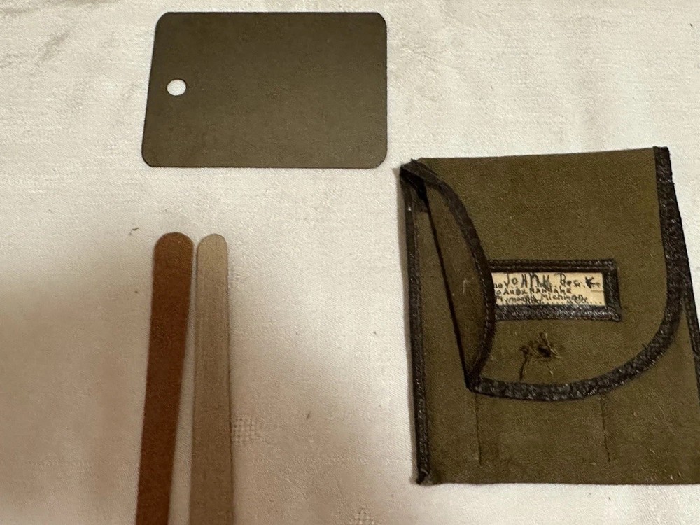 Vintage WW1 Military Shaving Kit
