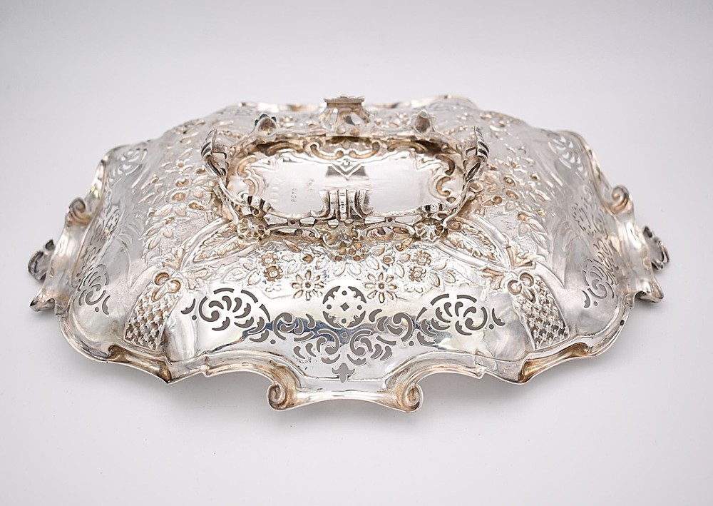 Victorian Solid Silver Pierced Oval Serving Dish – Sheffield 1898 by Martin Hall