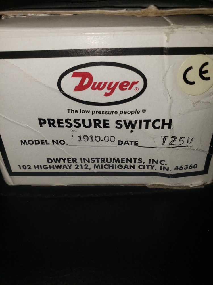 DWYER 1910-00 PRESSURE SWITCH (BRAND NEW)