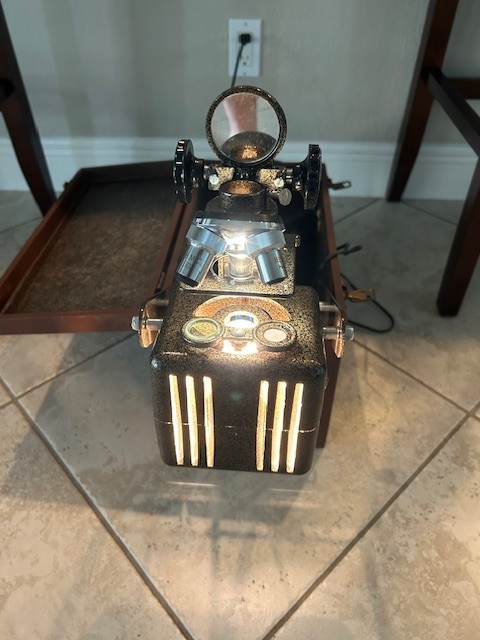 VINTAGE BIOSCOPE 500 SERIES MICROPROJECTOR , working