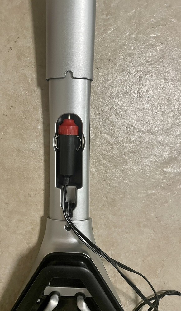 SHARPER IMAGE HEATED ICE SCRAPER 810022140079 MSRP $49.99 Car Windshield Scraper