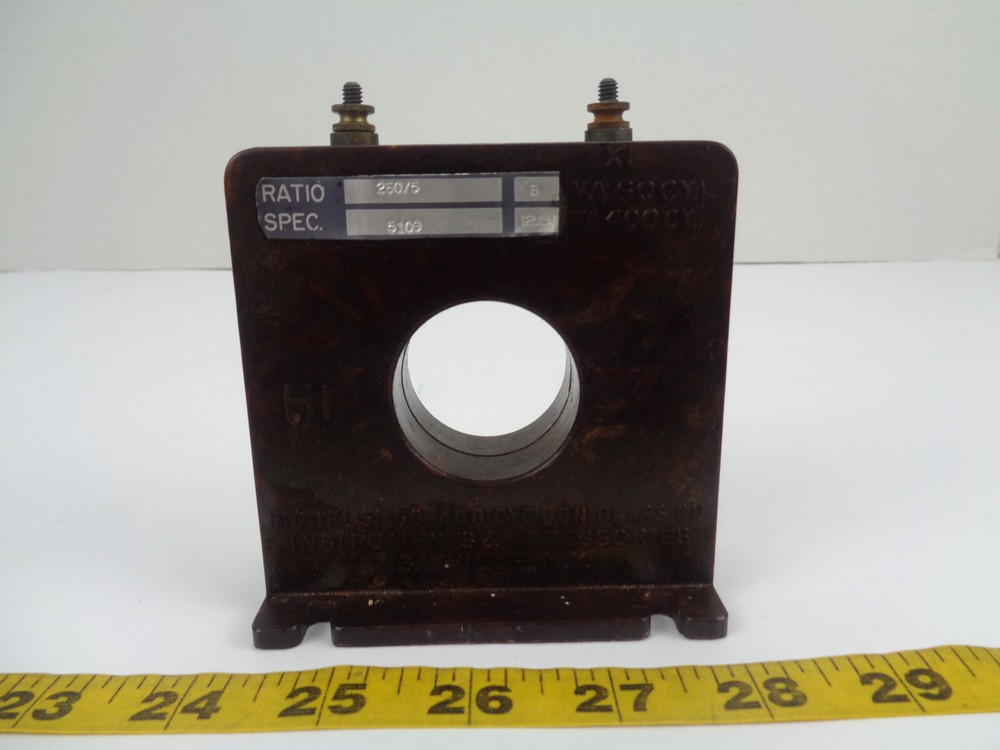 Electromagnetic Square D Model 51 Current Transformer Ratio: 250:5 E4582-6