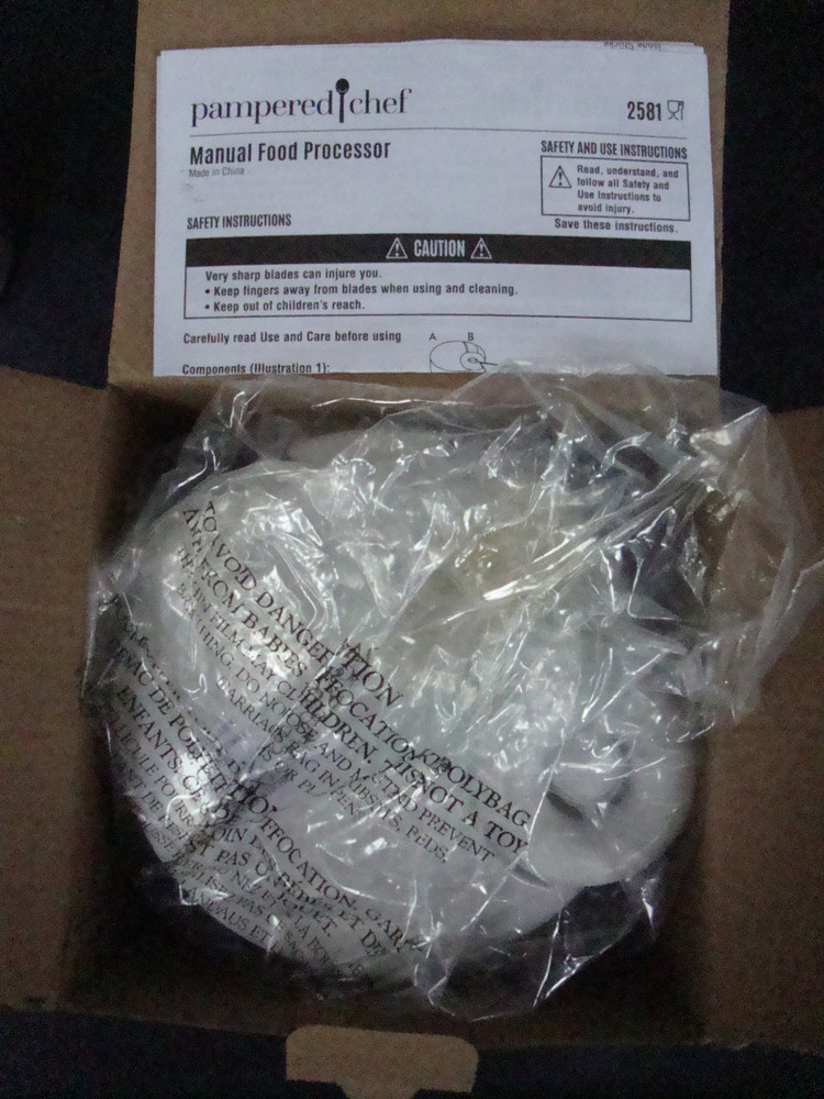 Pampered Chef Manual Food Processor 2581