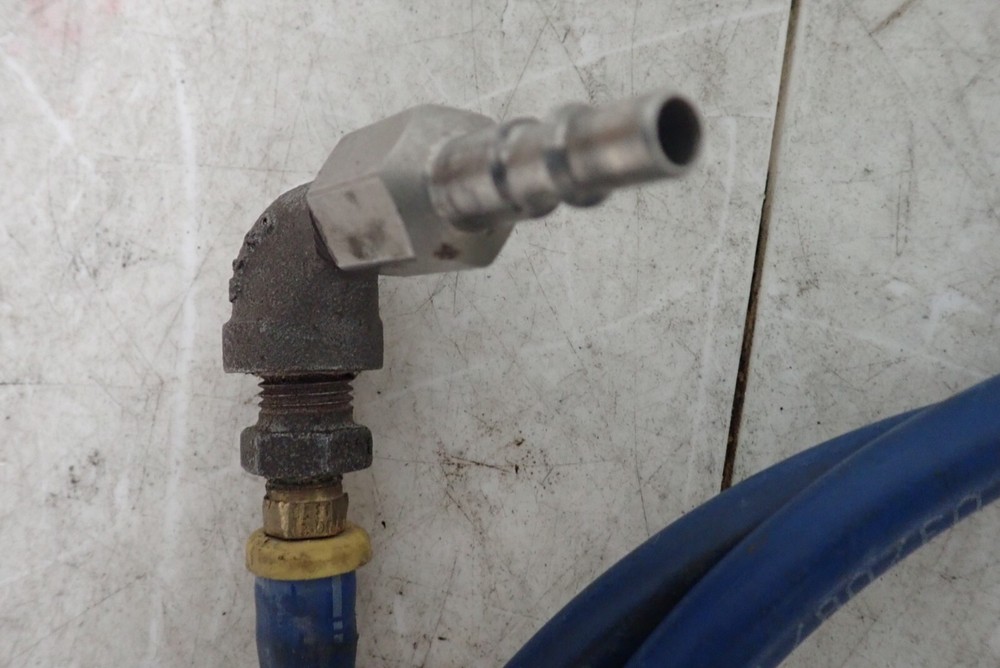 Staubli Blow Gun w/ Air Hose
