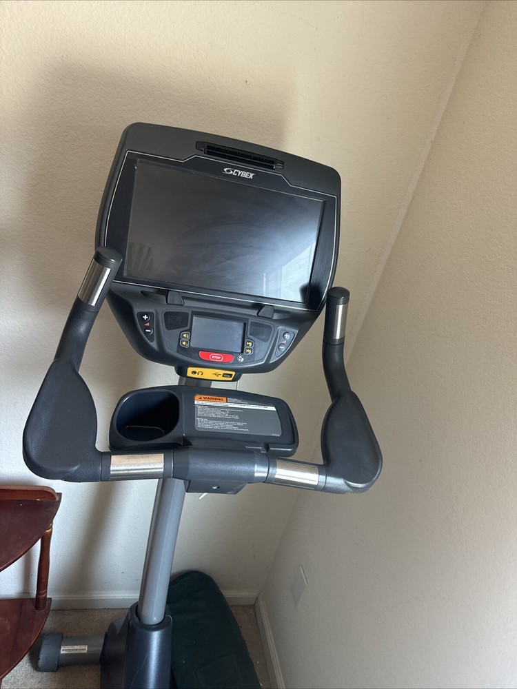 Cybex 770C Upright Bike w/E3 Console