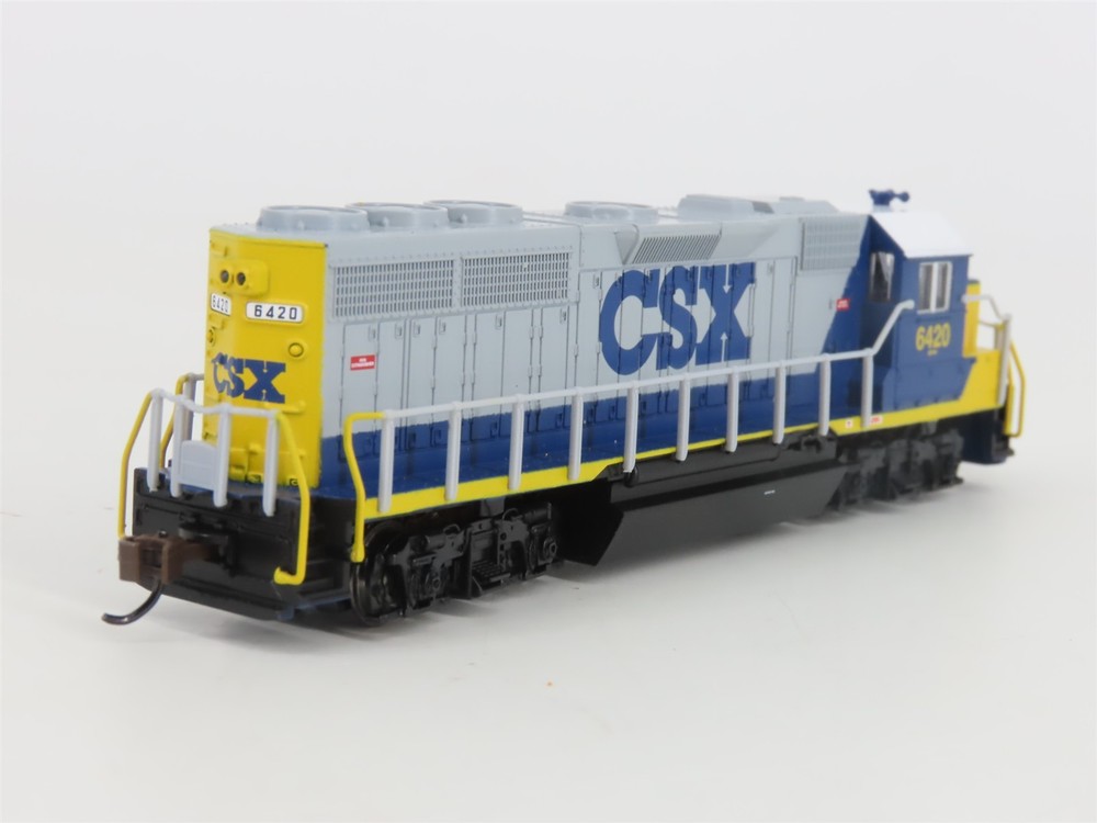 N Scale Bachmann 24022 CSX "Freight Master" GP40 Diesel Freight Train Set
