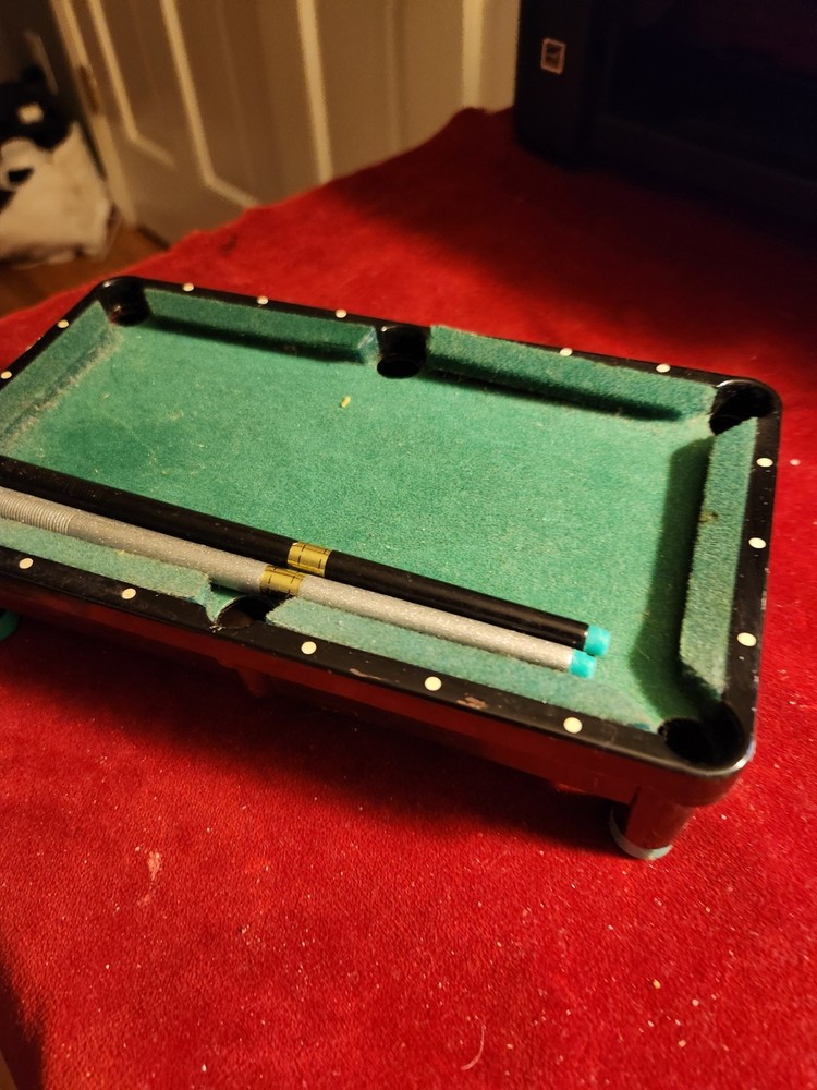 Desktop MINI POOL TABLE World Showcase Gift Collection