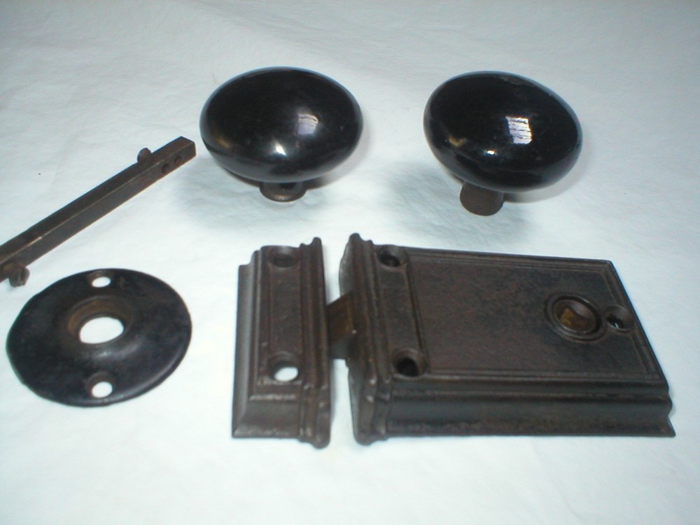 Antique Surface Mount Door Hardware with Porcelain Knobs