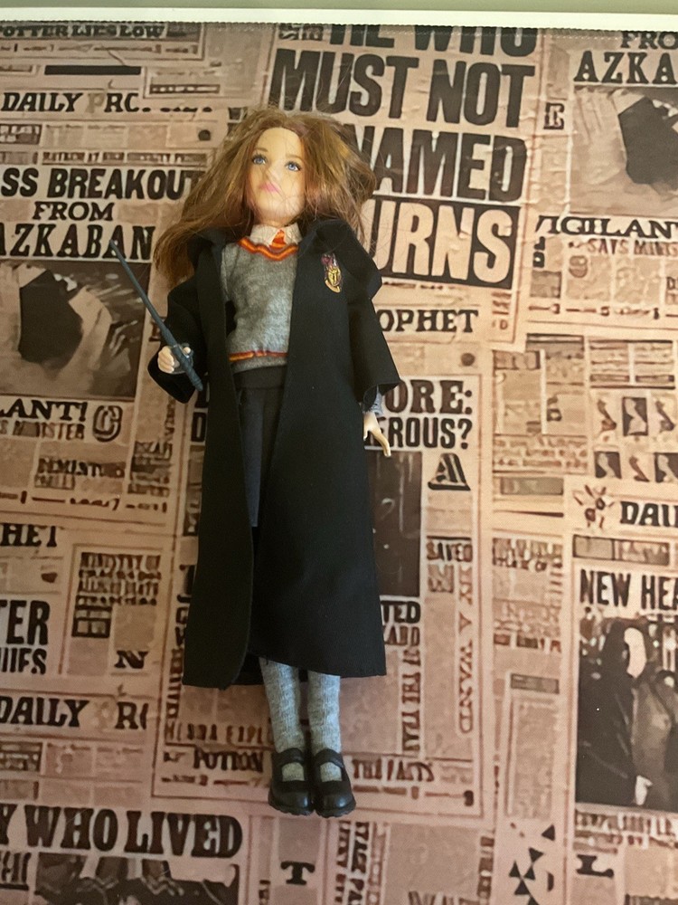 Harry Potter Ginny Figure With Wand