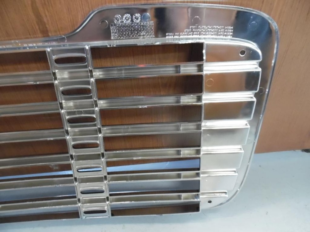 For FREIGHTLINER GRILLE , MN