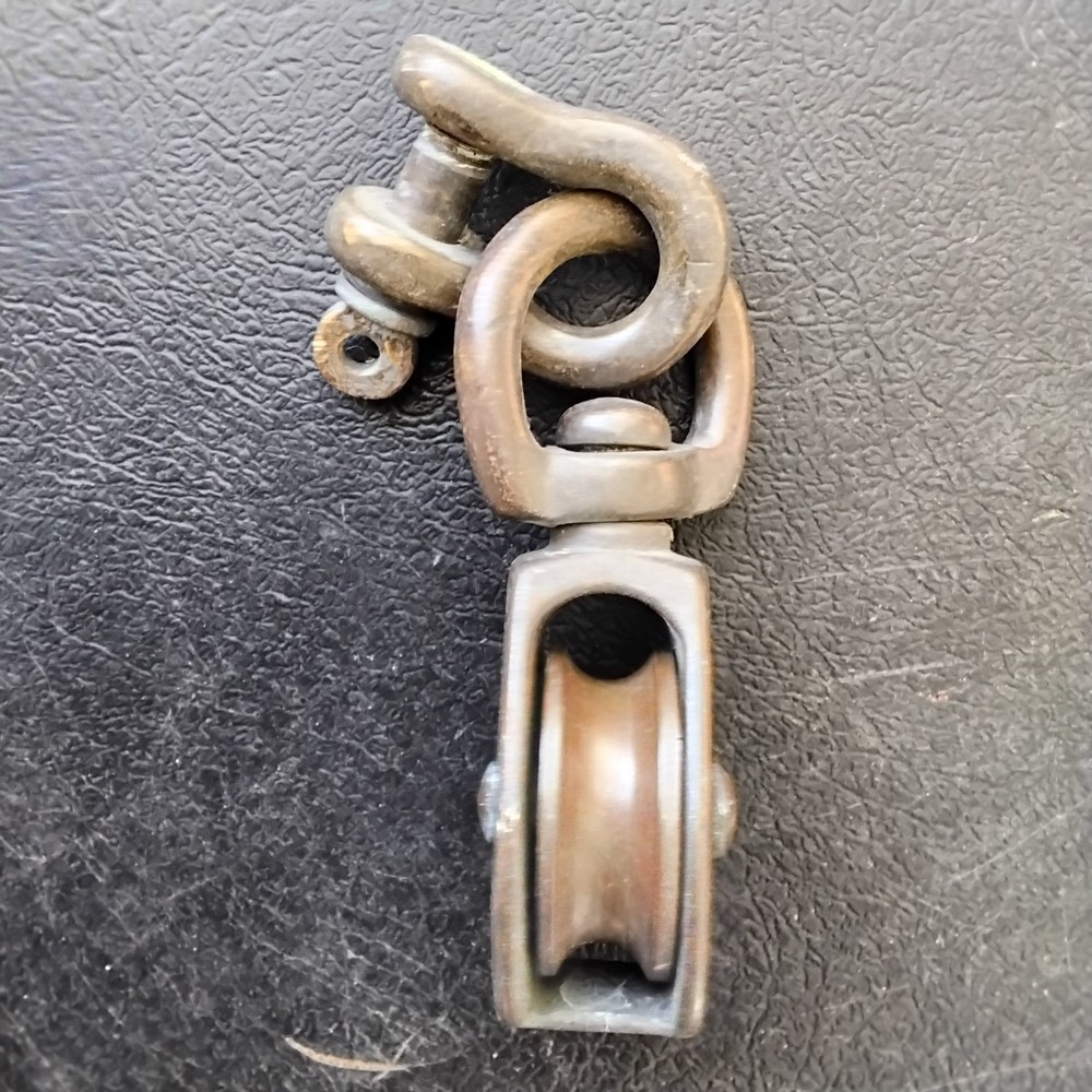Small Brass,bronze Swivel Pully